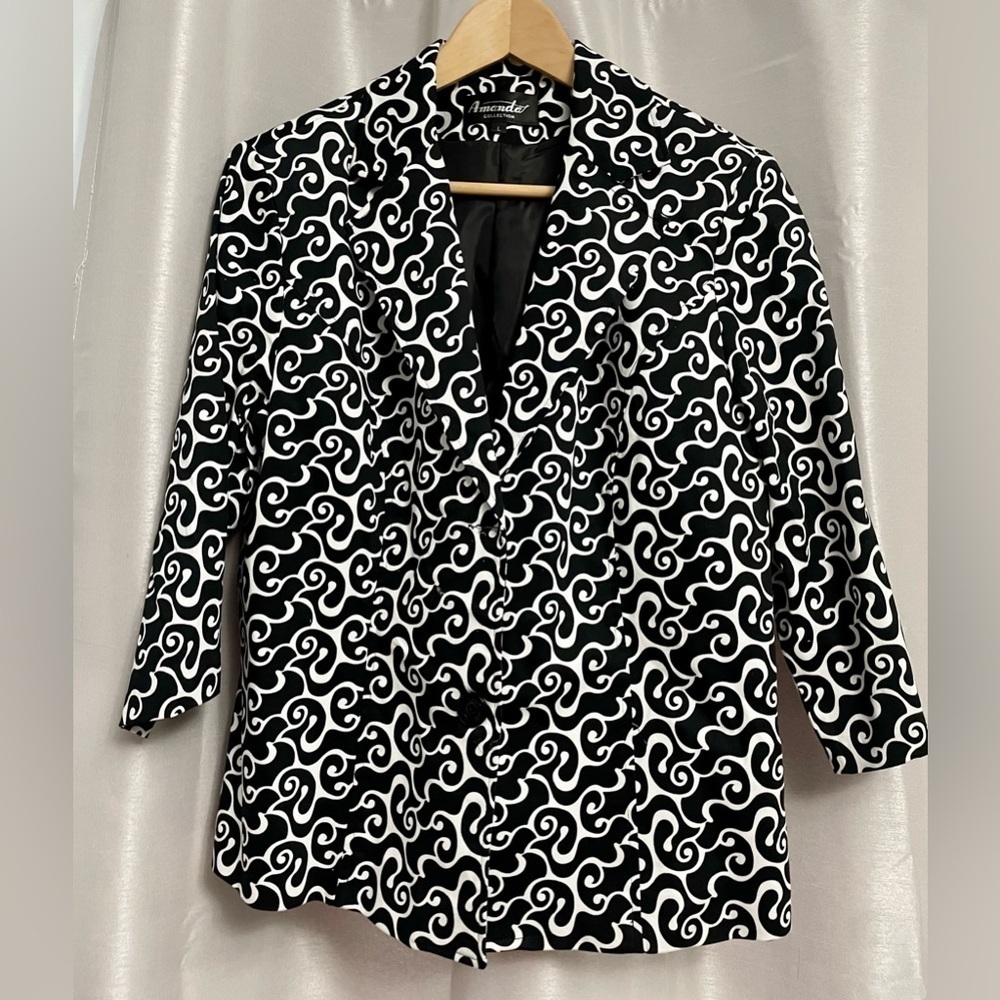 Amanda Collection - Bold Black & White Print Blazer